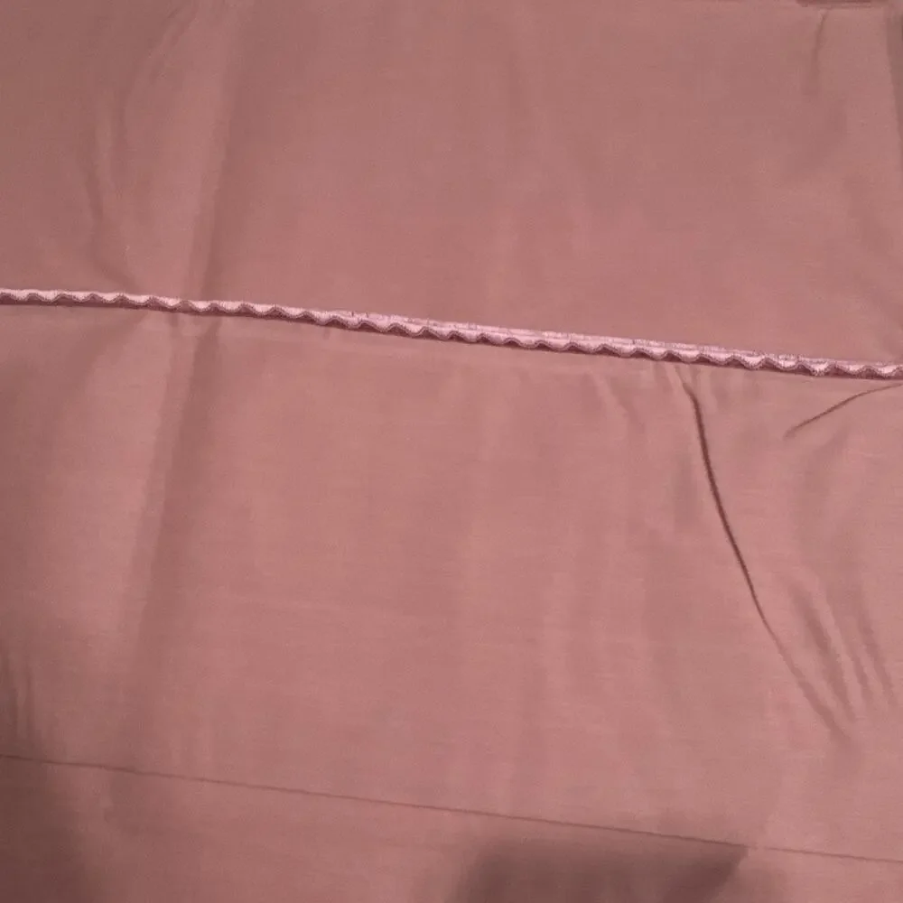 VTG Claire Tablecloth Rose Pink 67” X 88” Rectangle Stain Release Great Britain